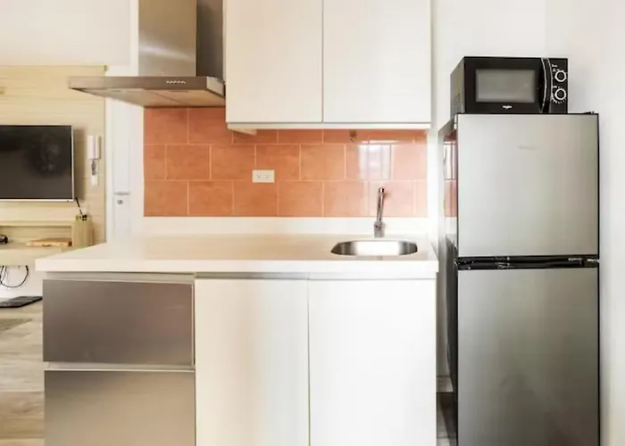 Sabrina'scrib 2br By Azure Residences Near International Airport Apartamento Manila