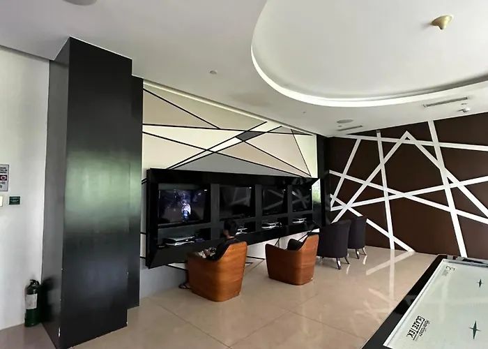 Apartamento Sabrina'scrib 2br By Azure Residences Near International Airport Manila