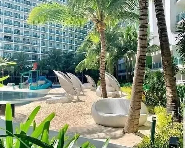 Sabrina'scrib 2br By Azure Residences Near International Airport * Manila