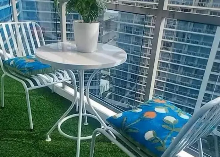Sabrina'scrib 2br By Azure Residences Near International Airport Apartamento *