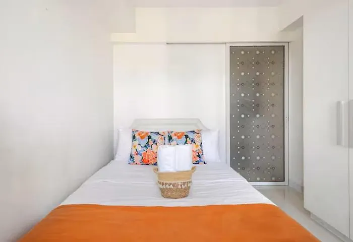 Apartamento Sabrina'scrib 2br By Azure Residences Near International Airport Manila